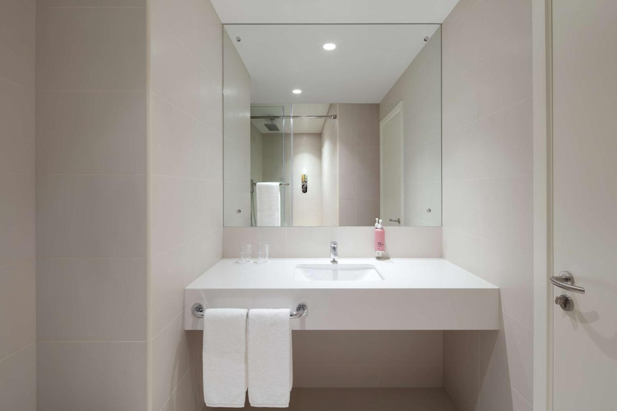Rove Dubai Marina Hotel Ngoại thất bức ảnh