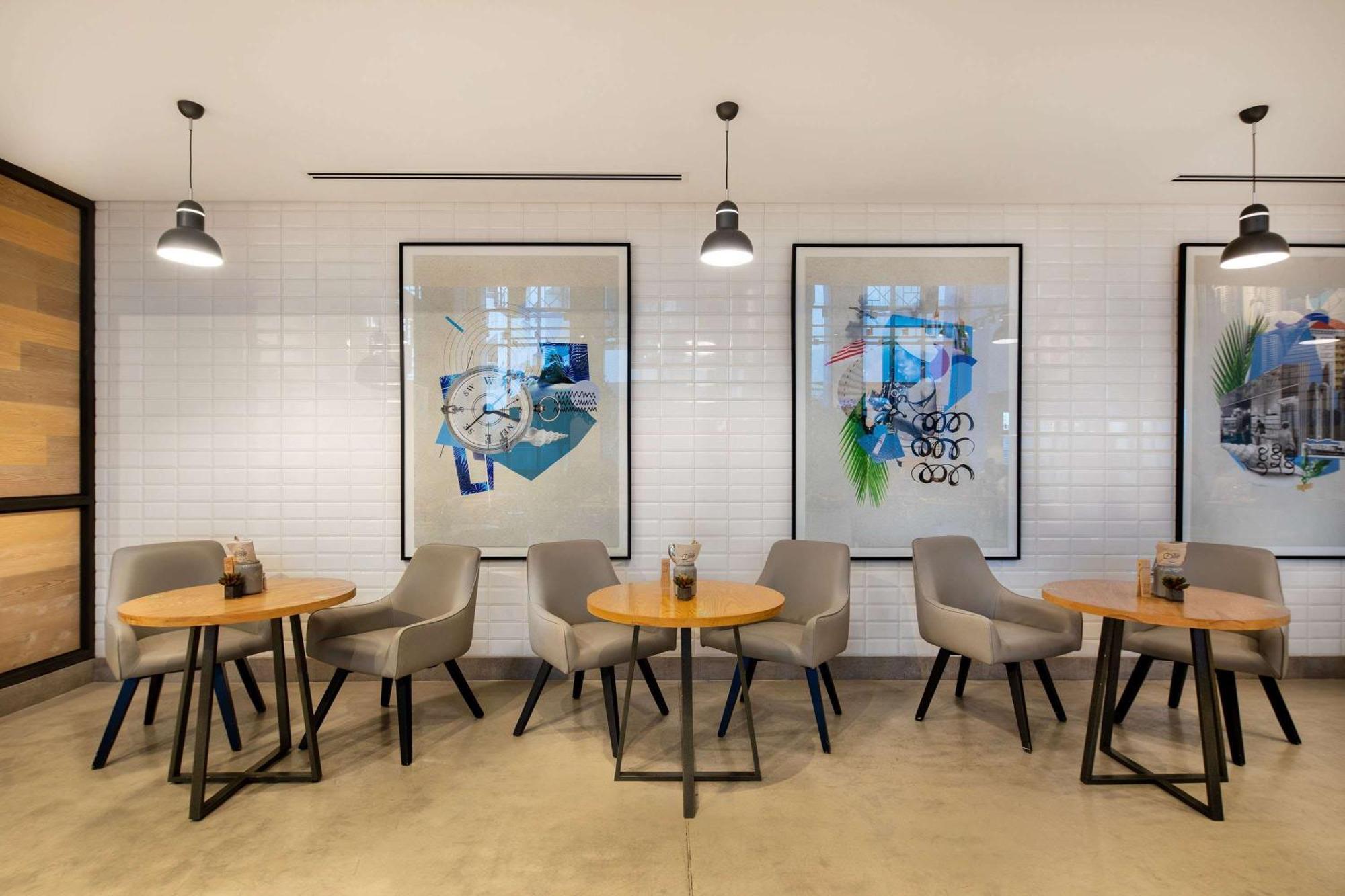 Rove Dubai Marina Hotel Ngoại thất bức ảnh
